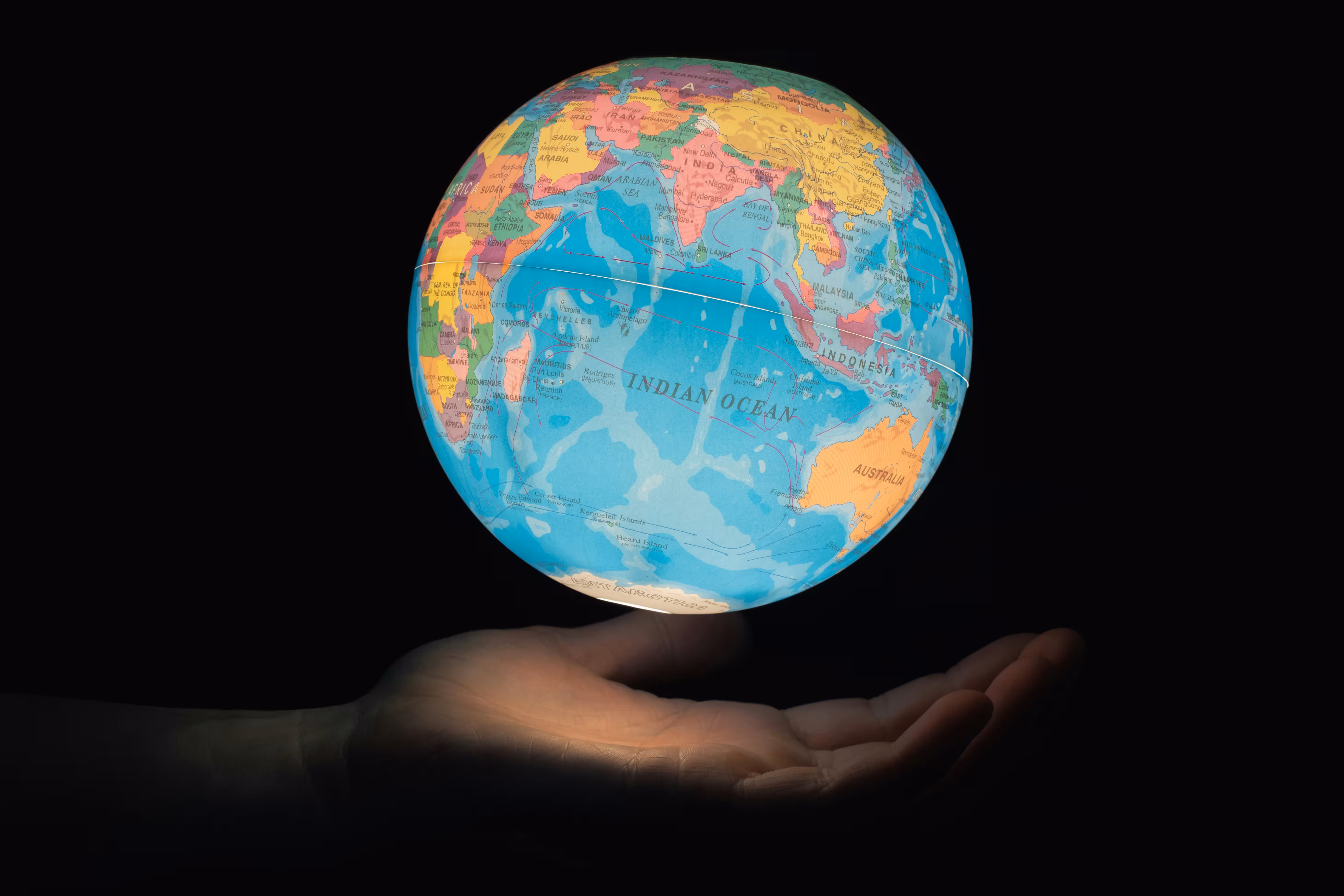 Global Vision Fixed Background
